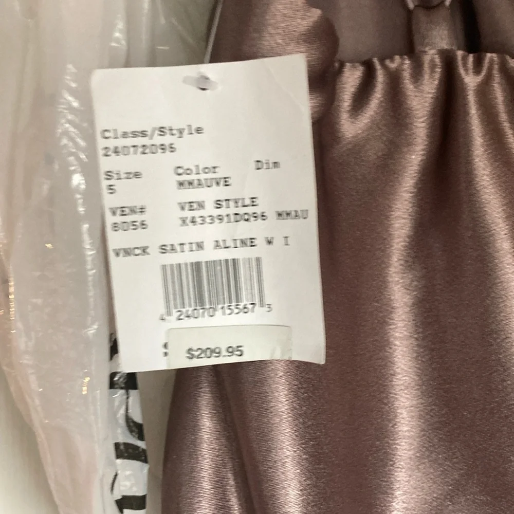 Mauve V-Neck Satin Aline Prom Dress with Slit and Pockets - Picture 4 of 7